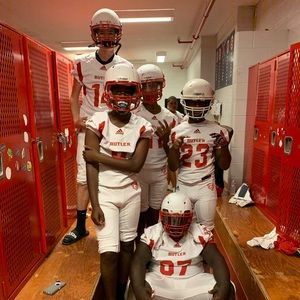 Meet your Posher, Gregory